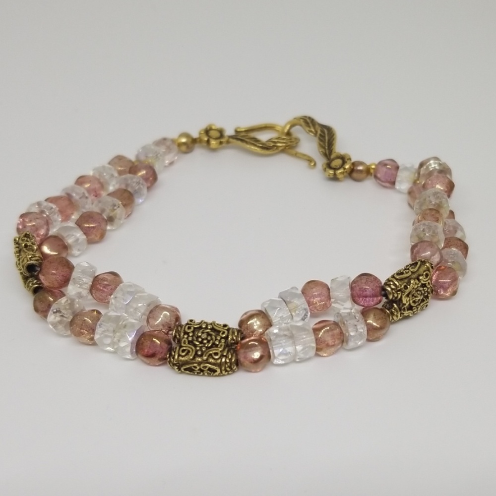 Clear & Light Purple Glass Beaded Costume Bracelet - Picture 2 of 5